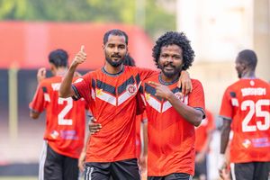 ގްރީން ސްޓްރީޓްސް ބަލިކޮށް ޓީސީން މޮޅެއް ހޯދައިފި 