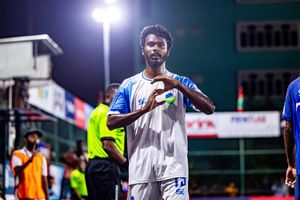 ކްލަބް ފެން އާއި ކްލަބް ޓީޓީއެސް ގަދަ 16 އަށް