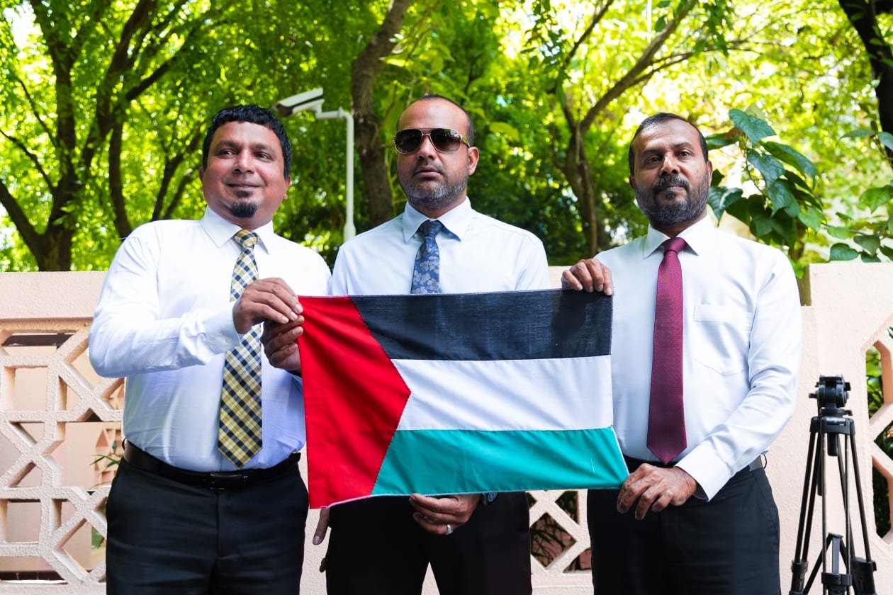 ބަޖެޓު ބަހުސްގެ ތެރެއިން އިޒްރޭލާ ދެކޮޅަށް އަޑުއުފުލަނީ