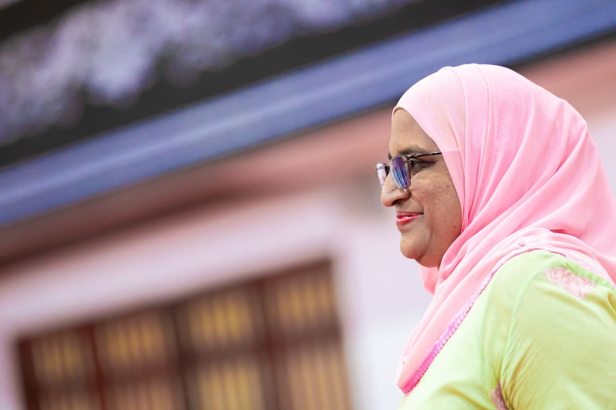އާޒިމާ ދަރަނި ދައްކަން ކުރި ހުކުމުގެ އިސްތިއުނާފު ބަލައިނުގަތް