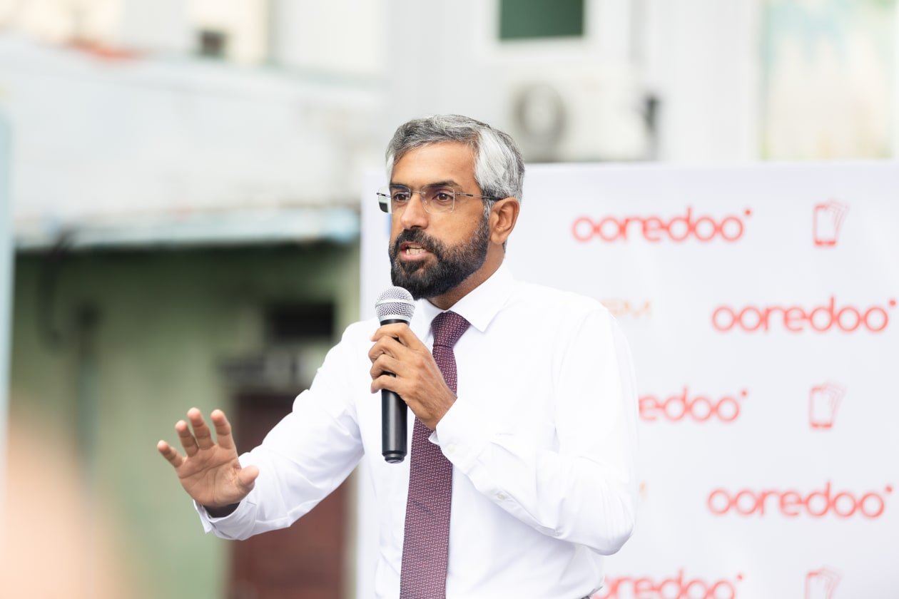 އެމްފައިސާ މެދުވެރިކޮށް ޕެޓްރޯލް އަޅައިގެން ސައިކަލެއް!