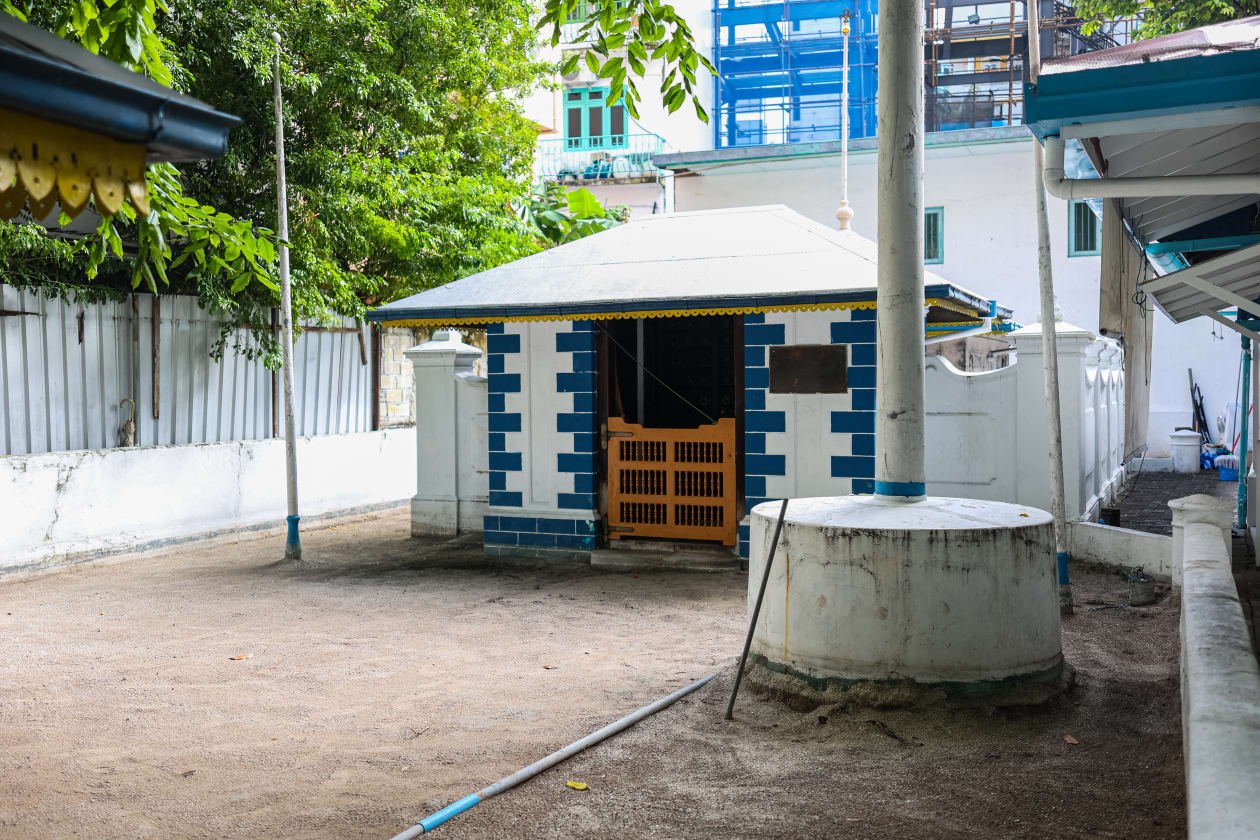 ދަންޑަހެލުގެ މަހާނައަށް ވީގޮތެއް ނޭނގުނު!