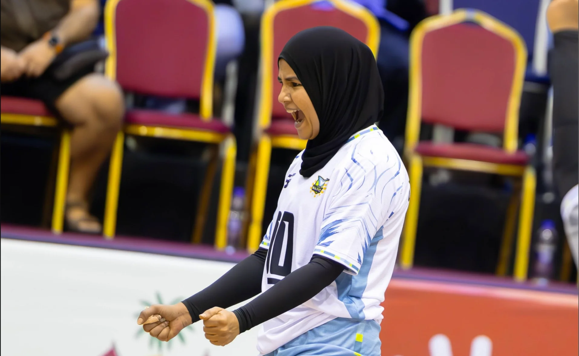 ވެމްކޯ ގައުމީ ފައިނަލަށް، ހުރާ އަތުން ޕޮލިސް ކަޓައިފި