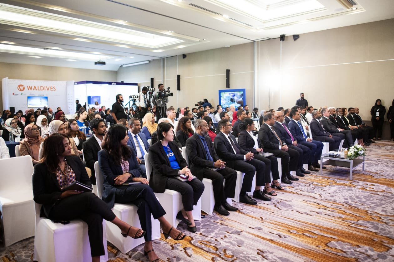 ބްރެއިން/ސްޕައިން ކޮންފަރެންސުން ސިއްހީ ދާއިރާއަށް ބަދަލުތަކެއް