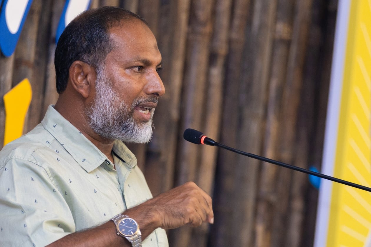 ޑެޕިއުޓީ މޭޔަރު ނަރީޝް, މިނިސްޓަރު އިމްރާނަށް އިންޒާރު ދީފި