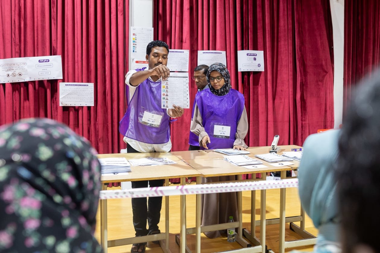 ދެވަނަ ބުރުގެ އޮބްޒާވަރުންނާއި މޮނިޓަރުންނަށް ވުމަށް ހުޅުވާލައިފި