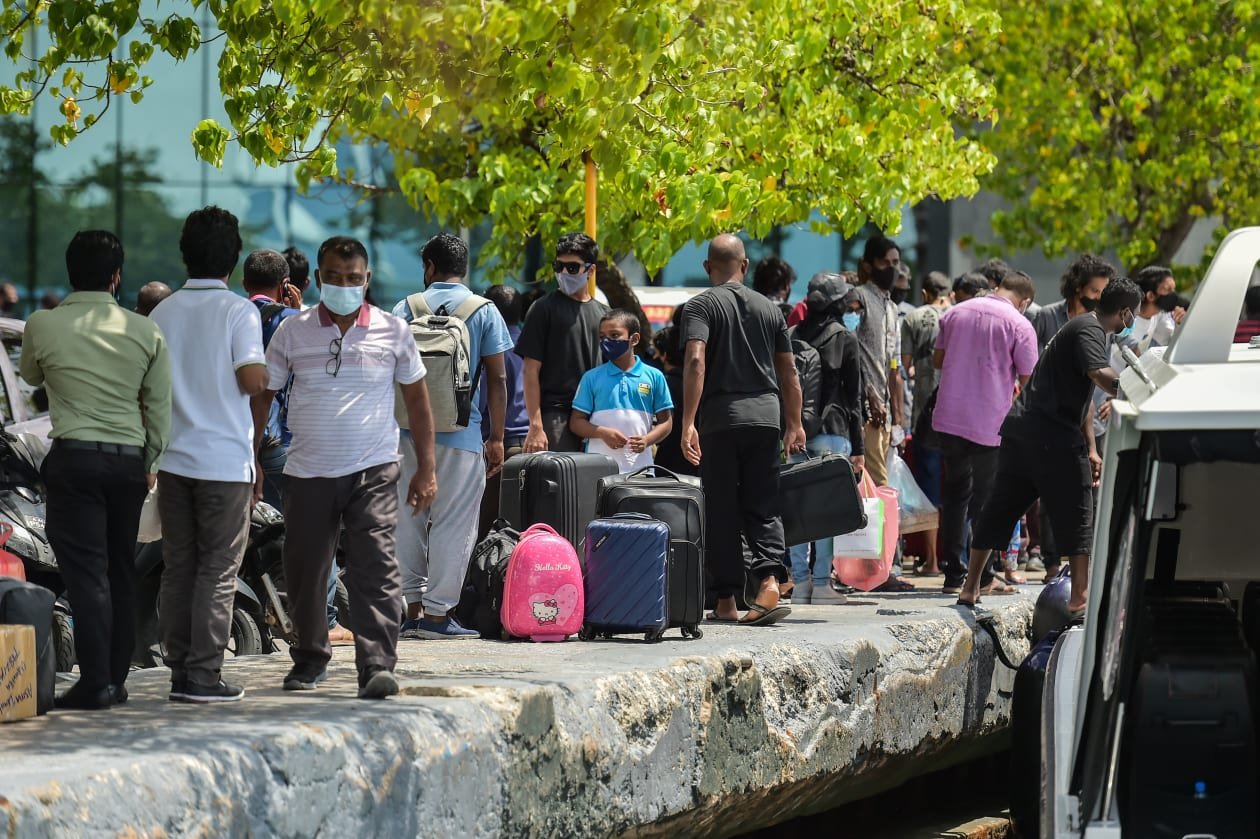 ޗުއްޓީ ތެރޭގައި ކޮވިޑްގެ ގަވާއިދުތަކަށް ސަމާލުވާން ގޮވާލައިފި 