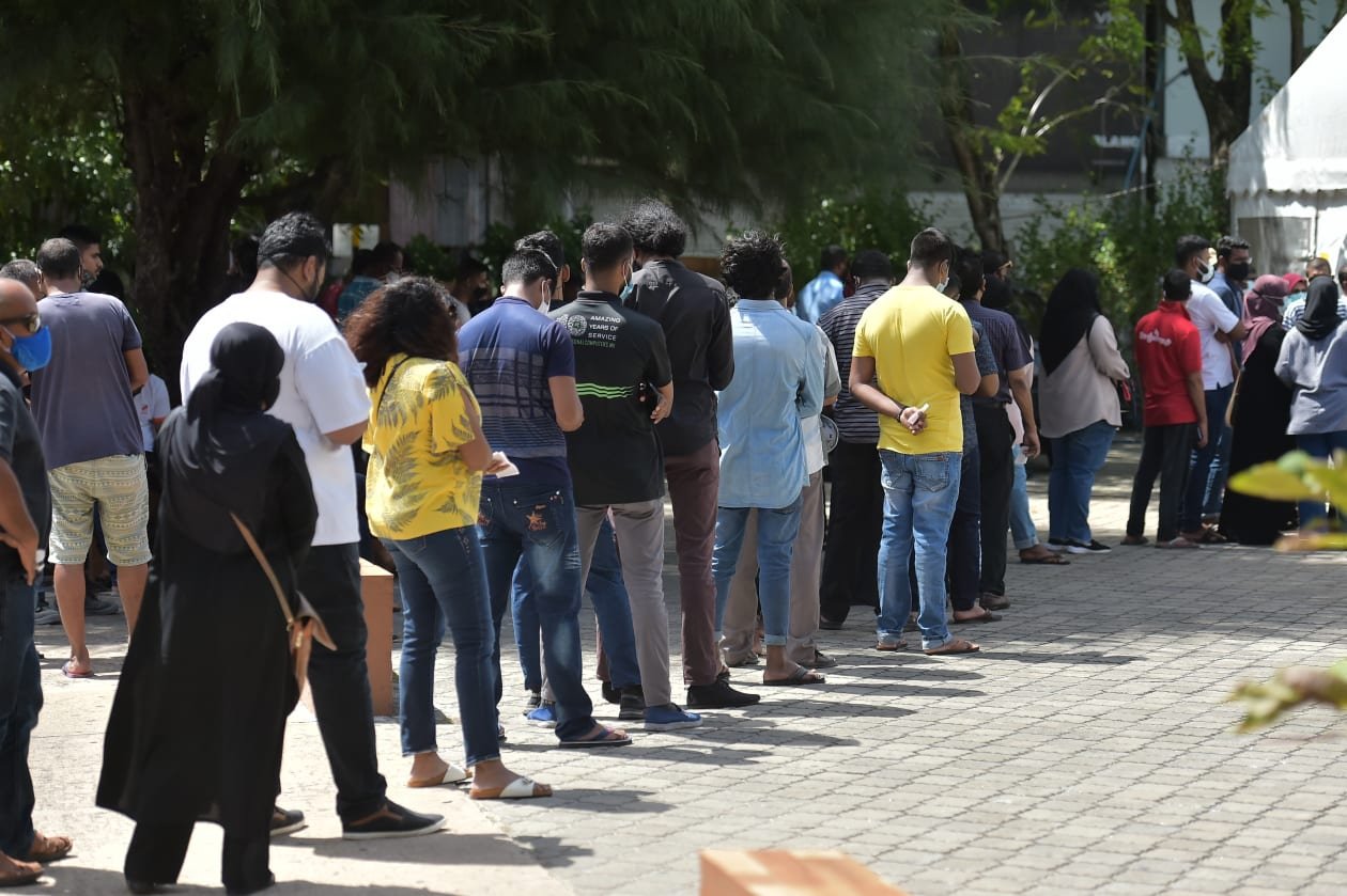 އާބާދީގެ 30 ޕަސެންޓް މީހުން ވެކްސިންގެ އެއްވެސް ޑޯޒެއް ނުޖަހާ 