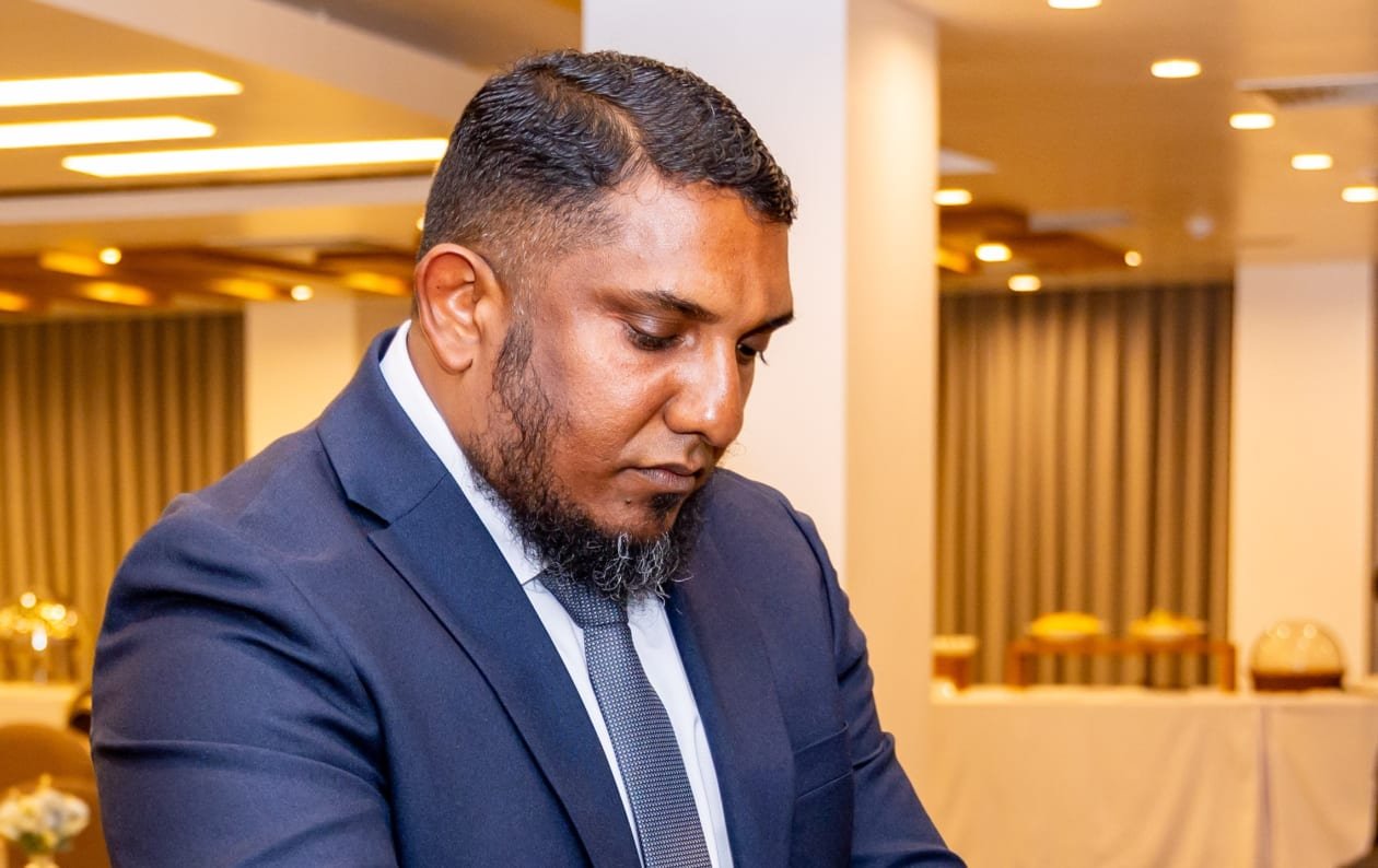 މަސައްކަތް ކޮށްގެން ކޮންމެ ޓާގެޓަކަށް ވެސް ވާސިލްވެވޭނެ: މުސްތަފާ
