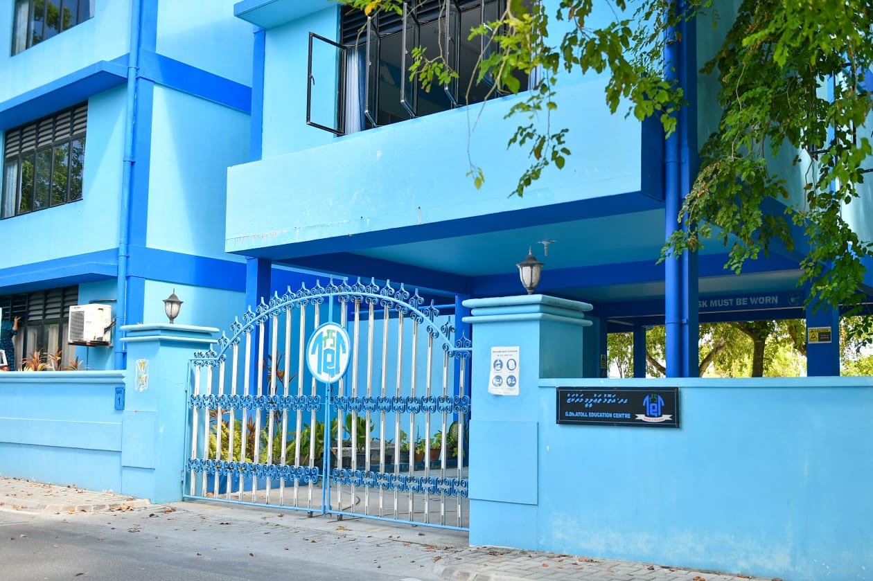 ތިނަދޫގައި ސްކޫލުގައި ދަރިވަރަކަށް އަނިޔާކުރި މައްސަލައެއް ބަލަނީ