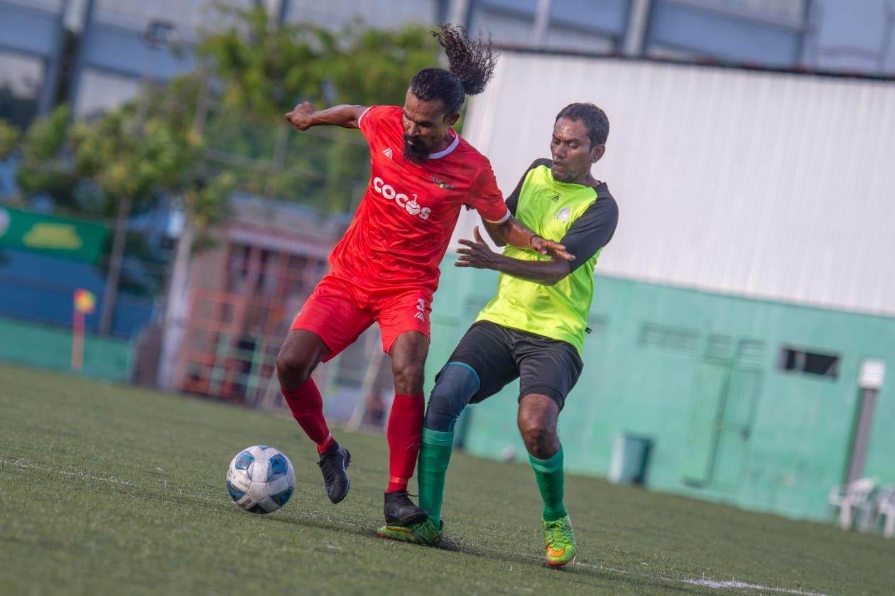 ގްރީން ސްޓްރީޓްސް ބަލިކޮށް ދަ ގްރާންޑޭ ދެ ވަނަ އަށް 
