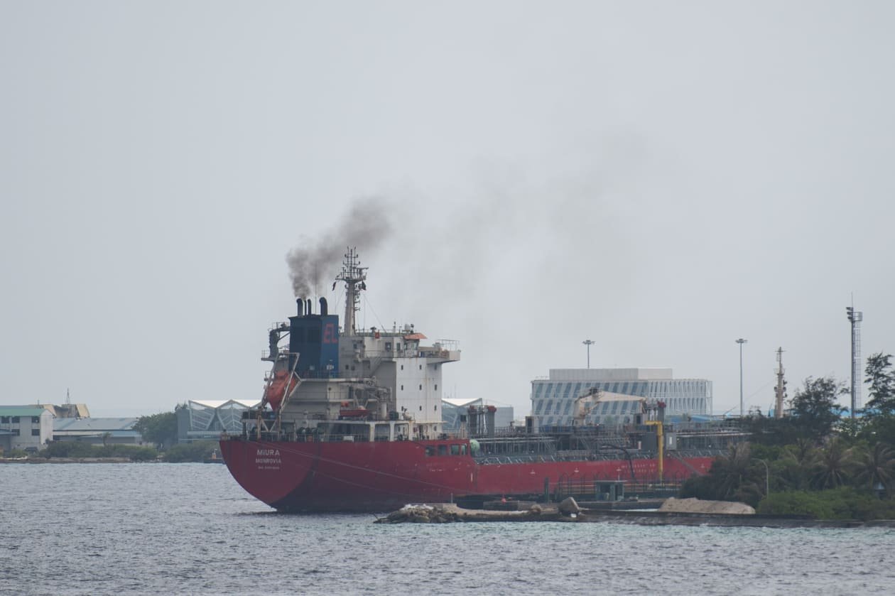 ތެލުގެ އަގު ދަށްވުމާ ގުޅިގެން ތެޔޮ އިމްޕޯޓު ހޭދަ ވެސް ދަށަށް