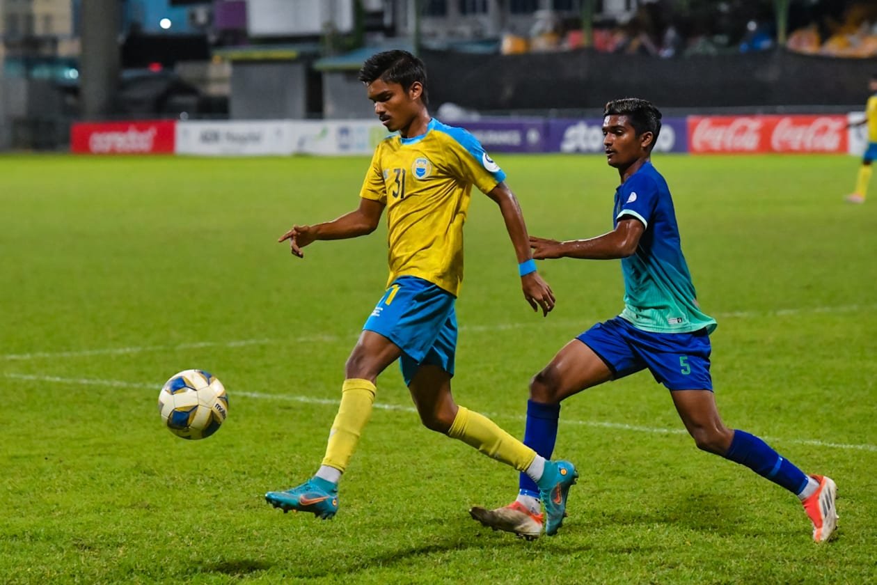ސަސް އަތުން ޕެނަލްޓީ ޖަހައިގެން މޮޅުވެ ވެލެންސިއާ ފައިނަލަށް