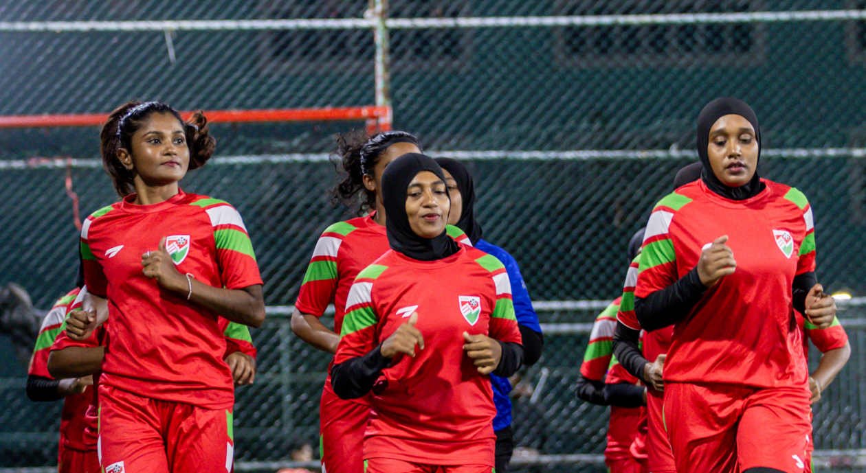 ސާފް ފުޓްސަލް އަށް ރާއްޖޭގެ އަންހެން ޓީމަށް އިންޑޯއެއް ނެތް