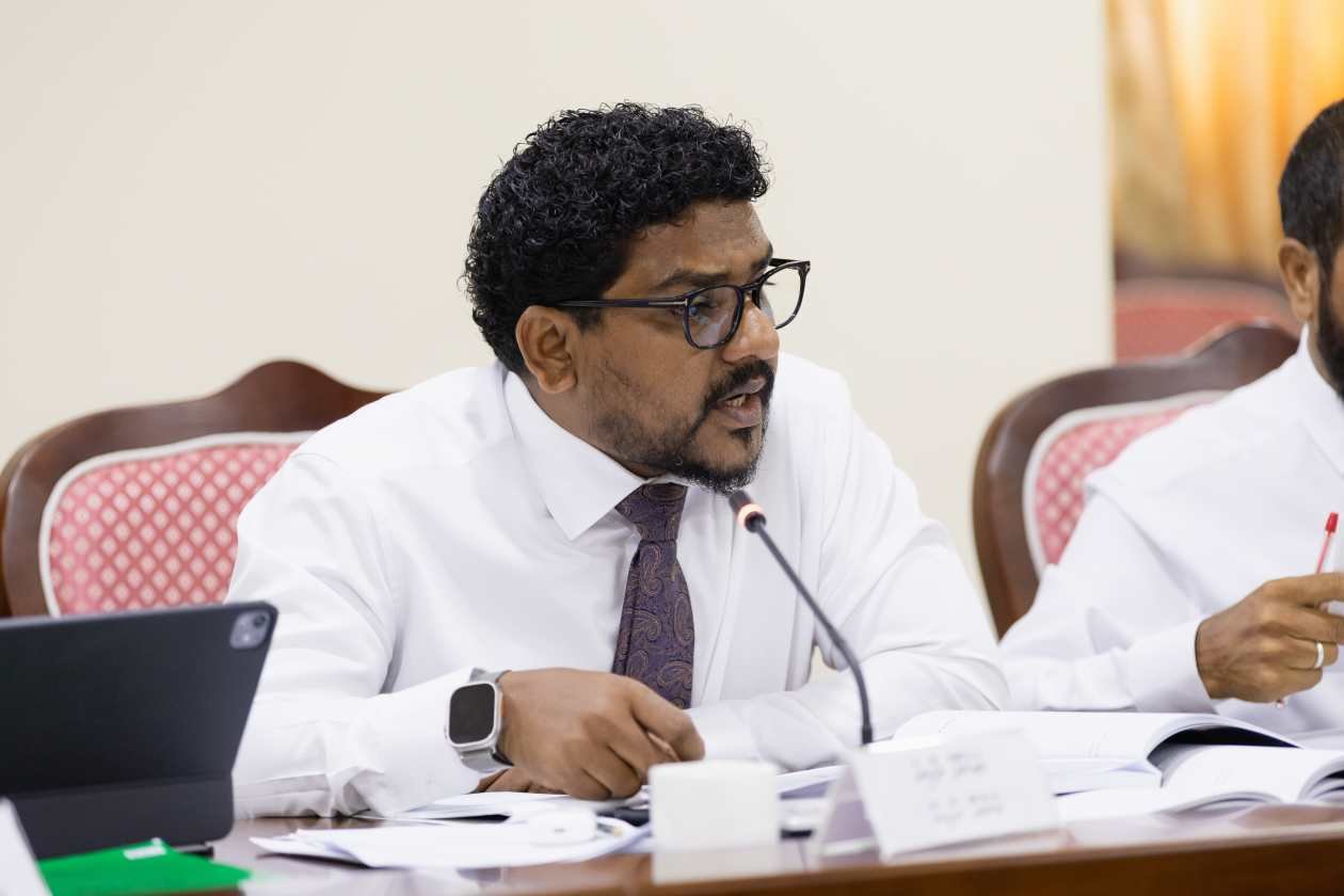 ސާވިސް ޗާޖުގެ މައްސަލަ އެޖެންޑާ ނުކުރާތީ މަޓޭގެ ކަންބޮޑުވުން