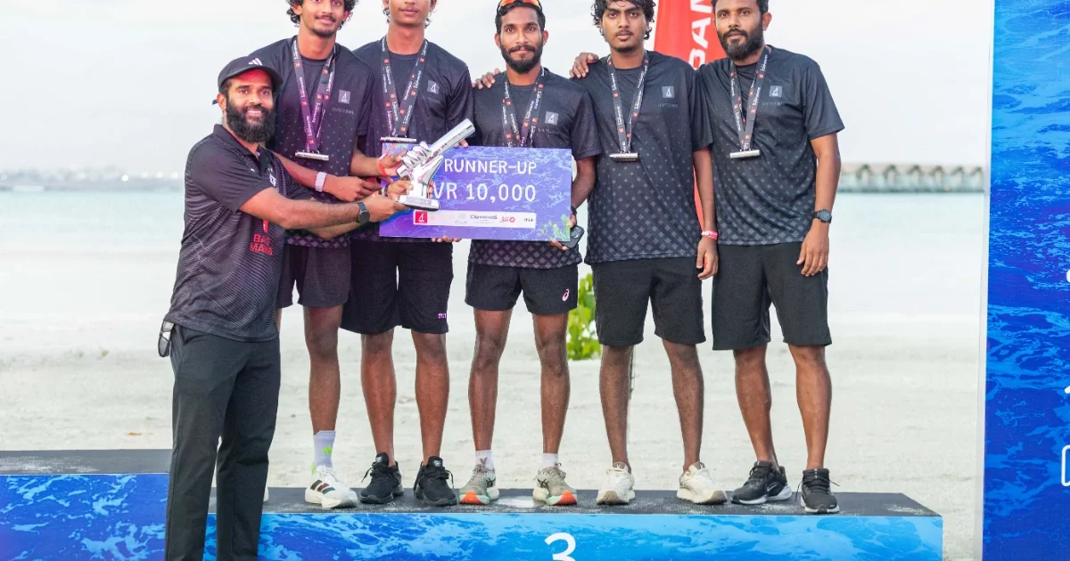 ބީއެމްއެލް ވީރަން - ކޯޕަރޭޓްސް ދުވުމުގެ ދެވަނަ ރަނާއަޕް ހާސިލުކުރި ބީއެމްއެލްގެ ޓީމު -- ފޮޓޯ: މުހައްމަދު ޝަހުޒާން / އަދަދު
