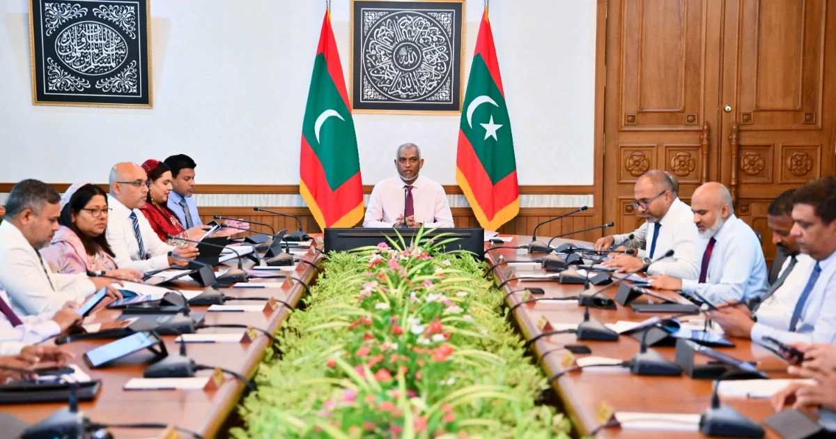 ex-President's Office employee alleges minister threatened her