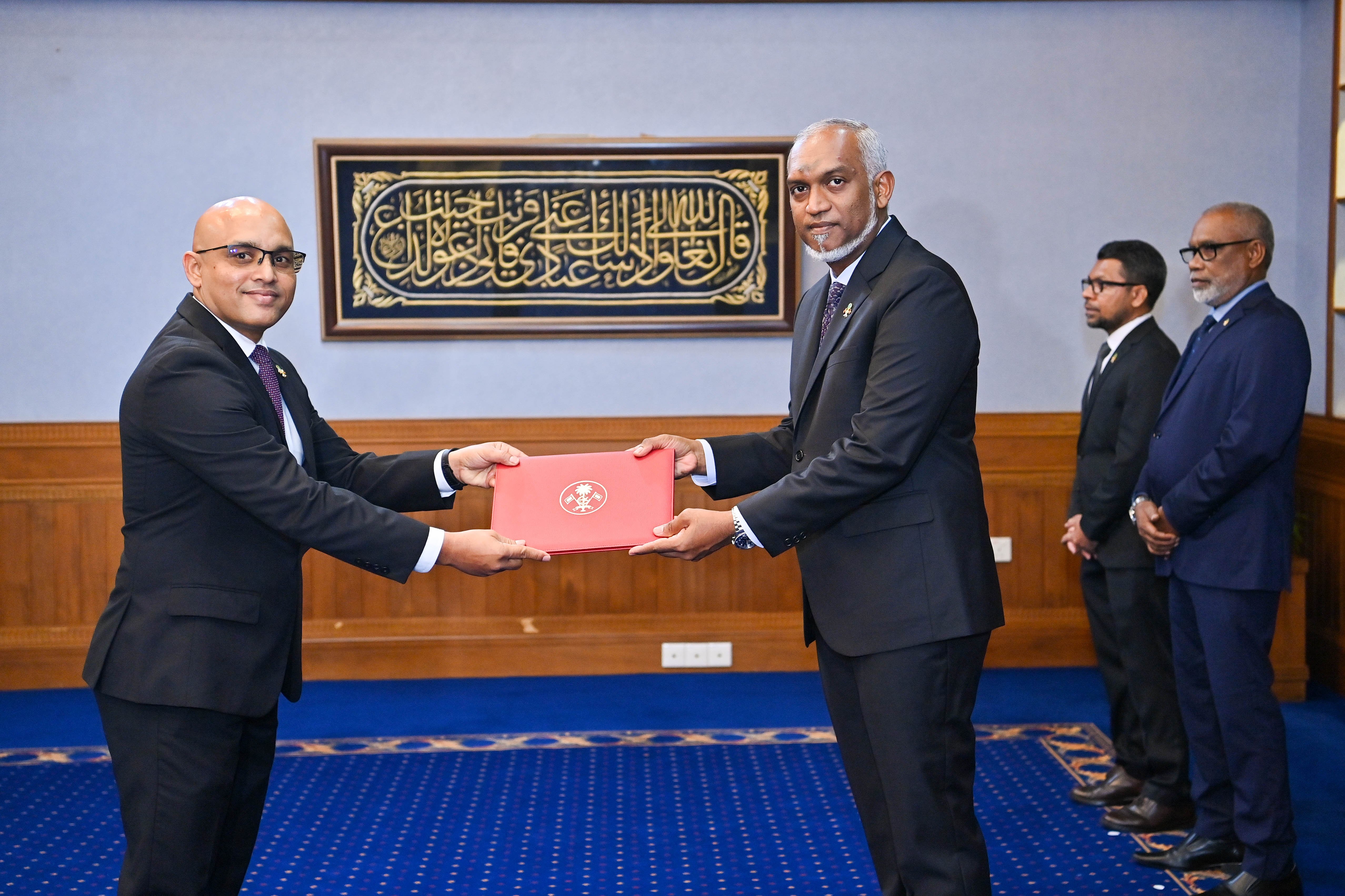 ޓެކްސް ކޮމިޝަނަރަކަށް ޒަރީރު އައްޔަނުކޮށްފި