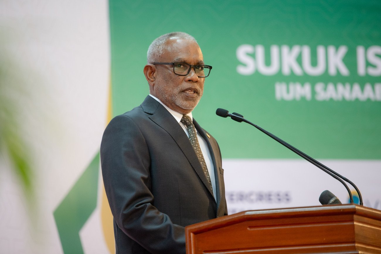 ހުލާސާކޮށް އިއްޔެ: އަހުލާގު ރަނގަޅު ކުރަން ގޮވާލުން
