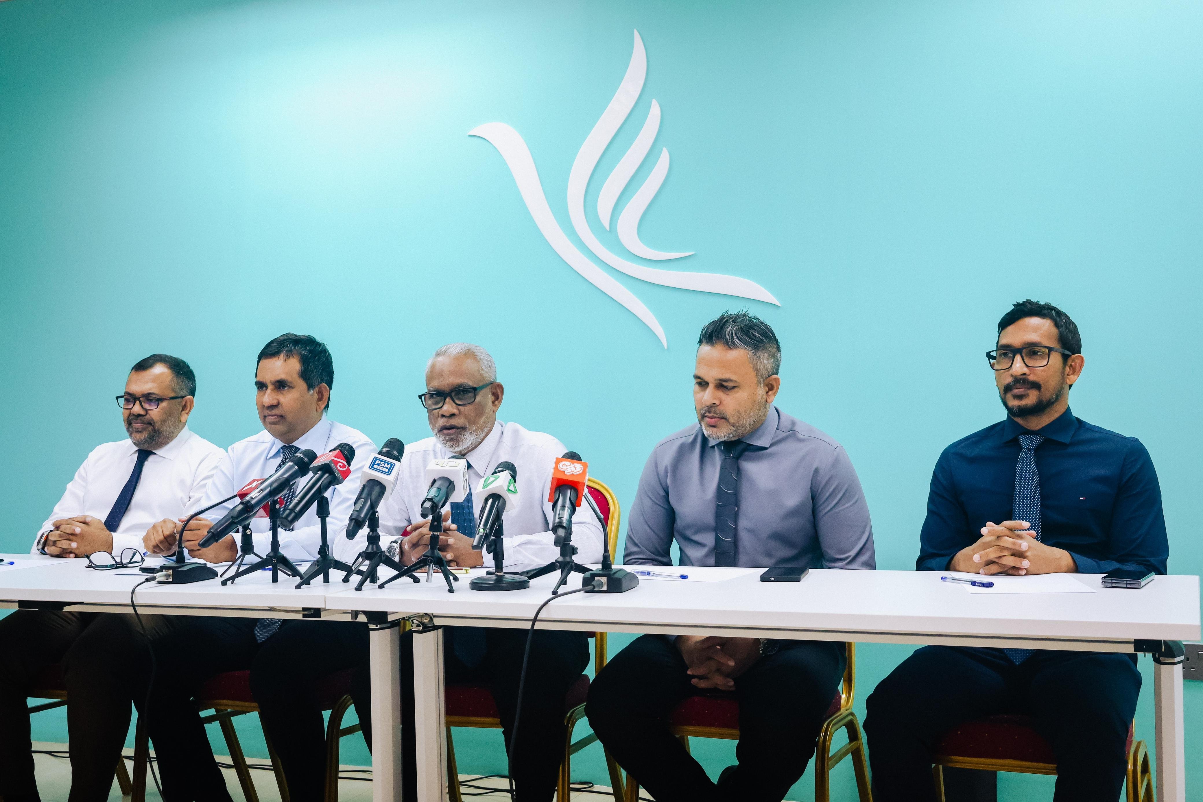 މުވައްޒަފުން މަދުކުރުމާ ގުޅޭ ސުވާލަށް ޕީއެންސީގެ ޖަވާބެއް ނެތް