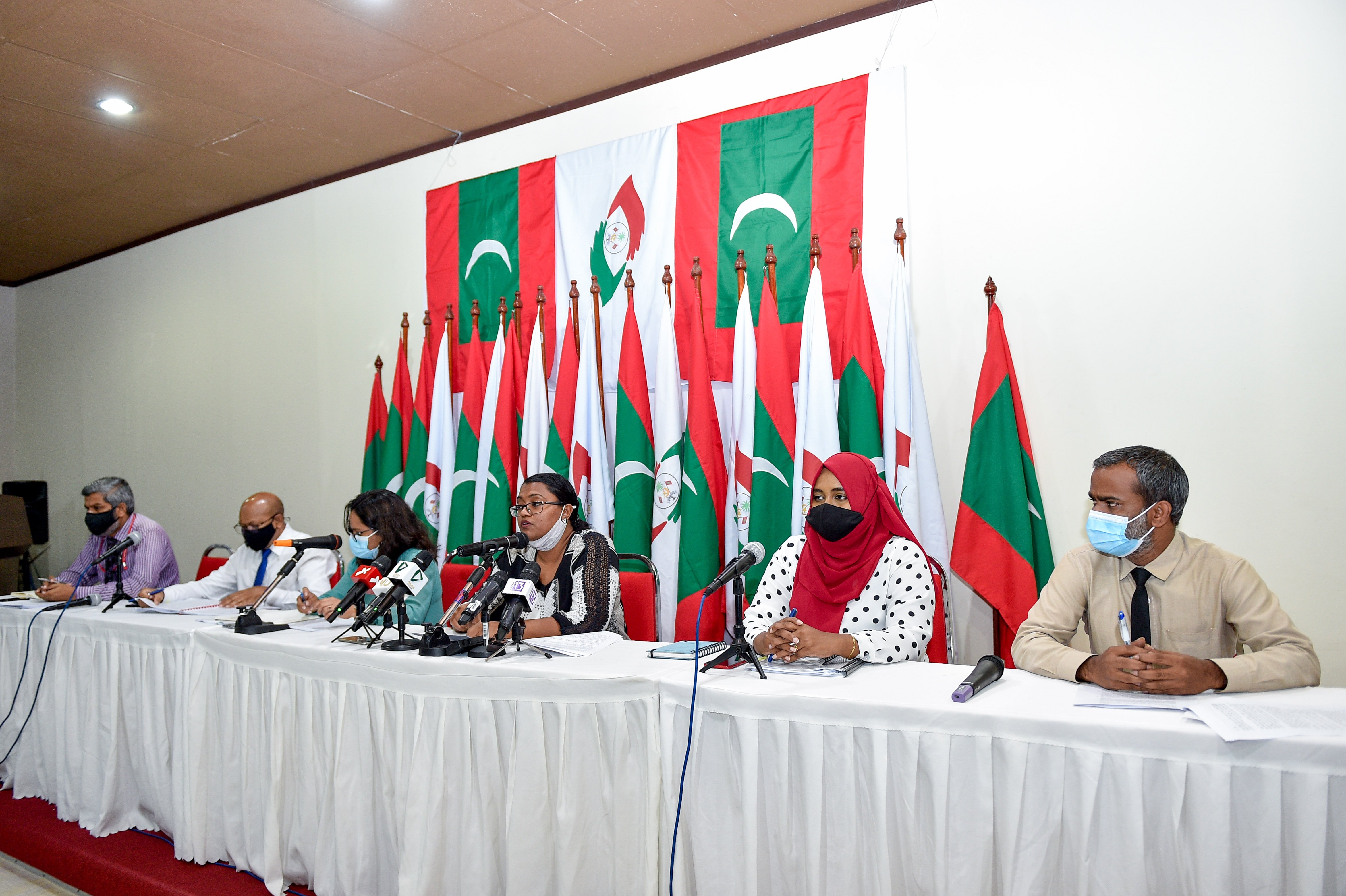 އޭސީސީ ގާނޫނީ ހުސްކަމެއް، ކޮރަޕްޝަން ބެލޭނެ ގޮތެއް ނެތް