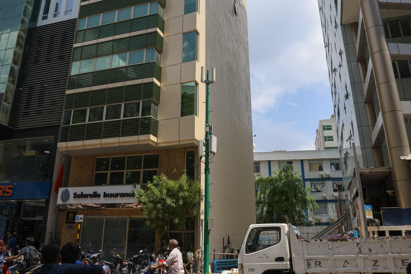 އޭޑީކޭ ޓަވަރު އަރިއަޅާތީ މަސައްކަތް ހުއްޓުވަން ކޯޓަށް