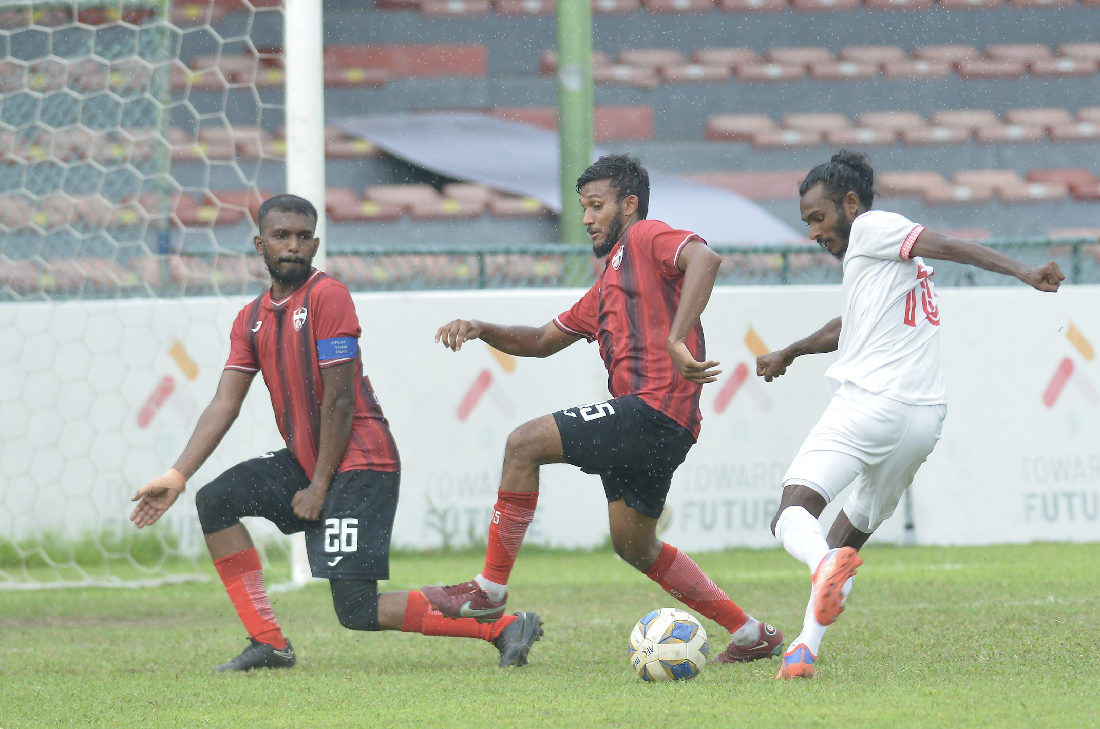 ފަހު ވަގުތު ނާއިމް ޖެހި ގޯލުން ބުރަށް ލީގުގައި ފުރަތަމަ މޮޅު