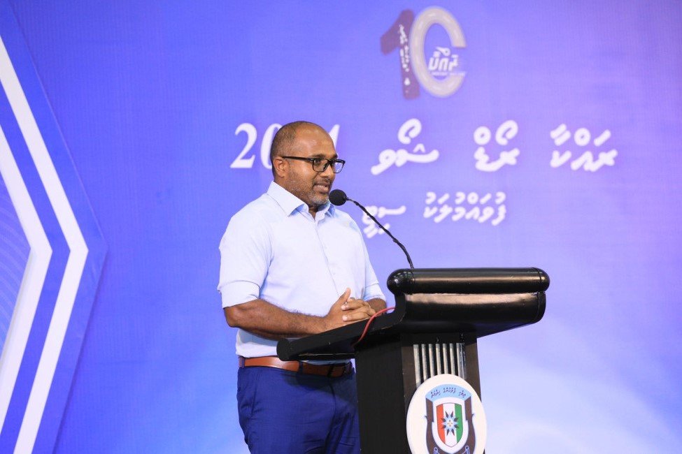 "އޯކޭ" ވުމާއި "ޓޮލަރޭޓު" ކުރުން ހުއްޓާލަން ޖެހޭ: އިހުސާން