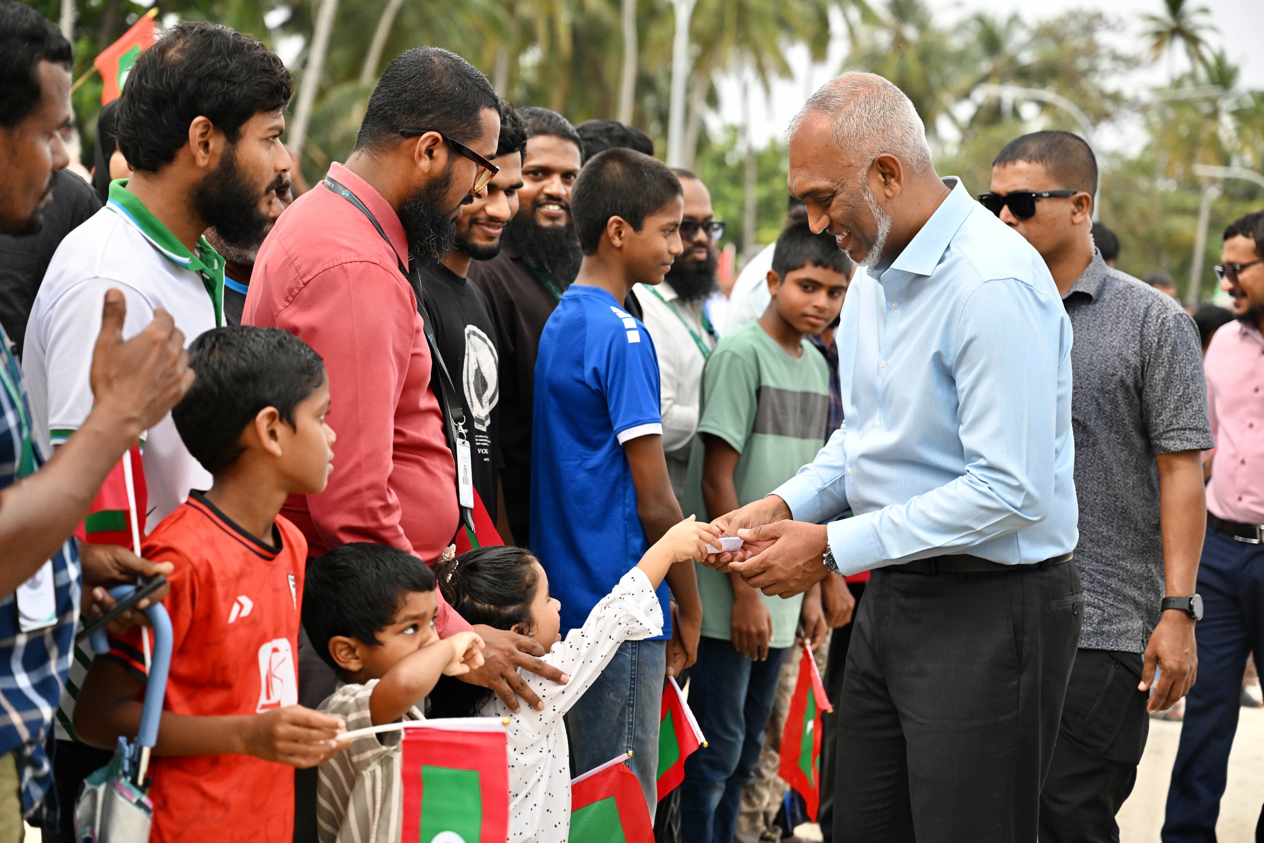 ރައީސް ހއ. ގެ ރަށްތަކަށް އަންގާރަ ދުވަހު ފުރާވަޑައިގަންނަވަނީ