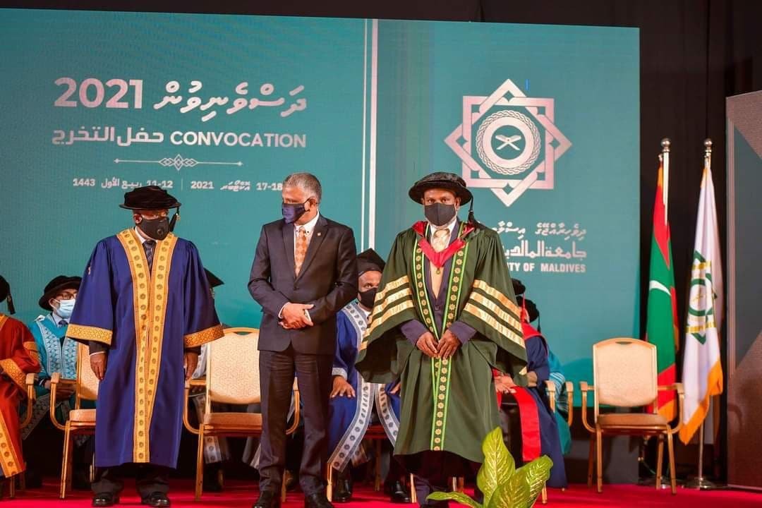 މިނިސްޓަރުގެ އިލްތިމާސަކީ އިލްމީ ލިޔުންތައް އާއްމުކުރުން