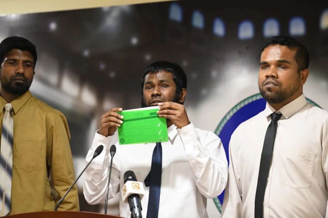 ލޯފަން މީހުން ވޯޓަށް ރަޖިސްޓްރީވާން ހުޅުވާލައިފި