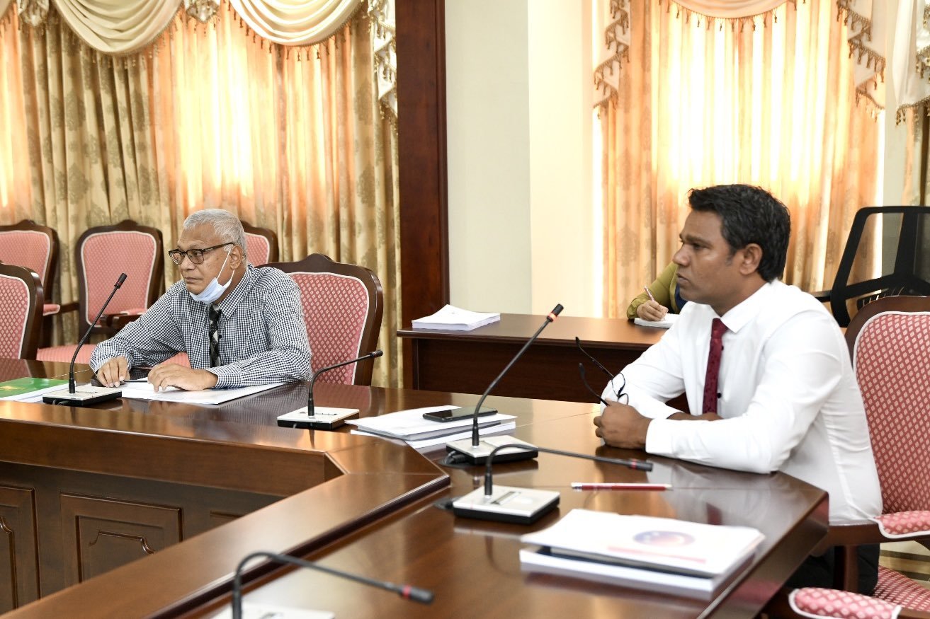 މަގުމަތީ އުޅުނު ބިދޭސީން މިހާރު ތިބީ ރިސޯޓްތަކުގައި: އީސަ