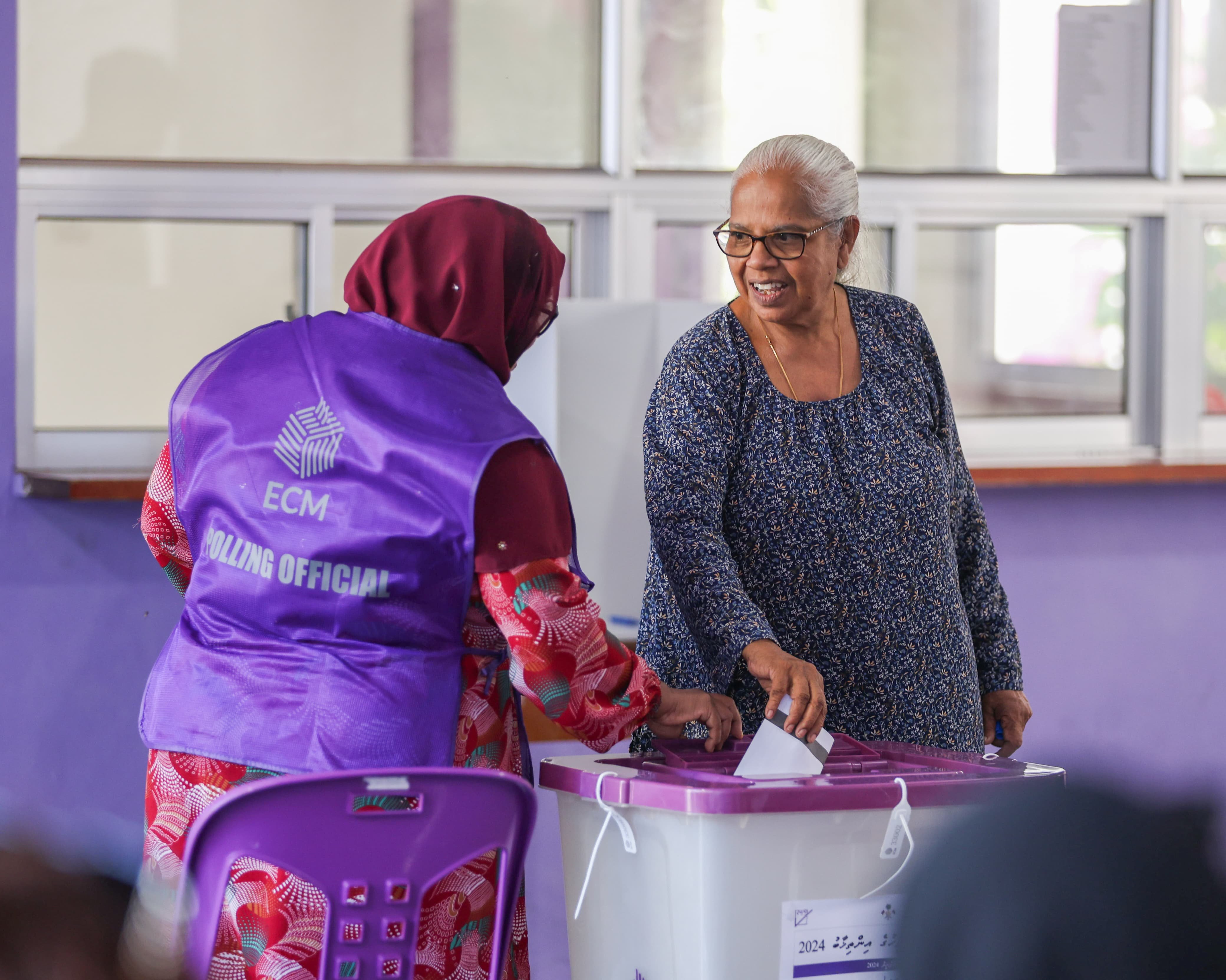 Polls open in Maldives parliamentary election