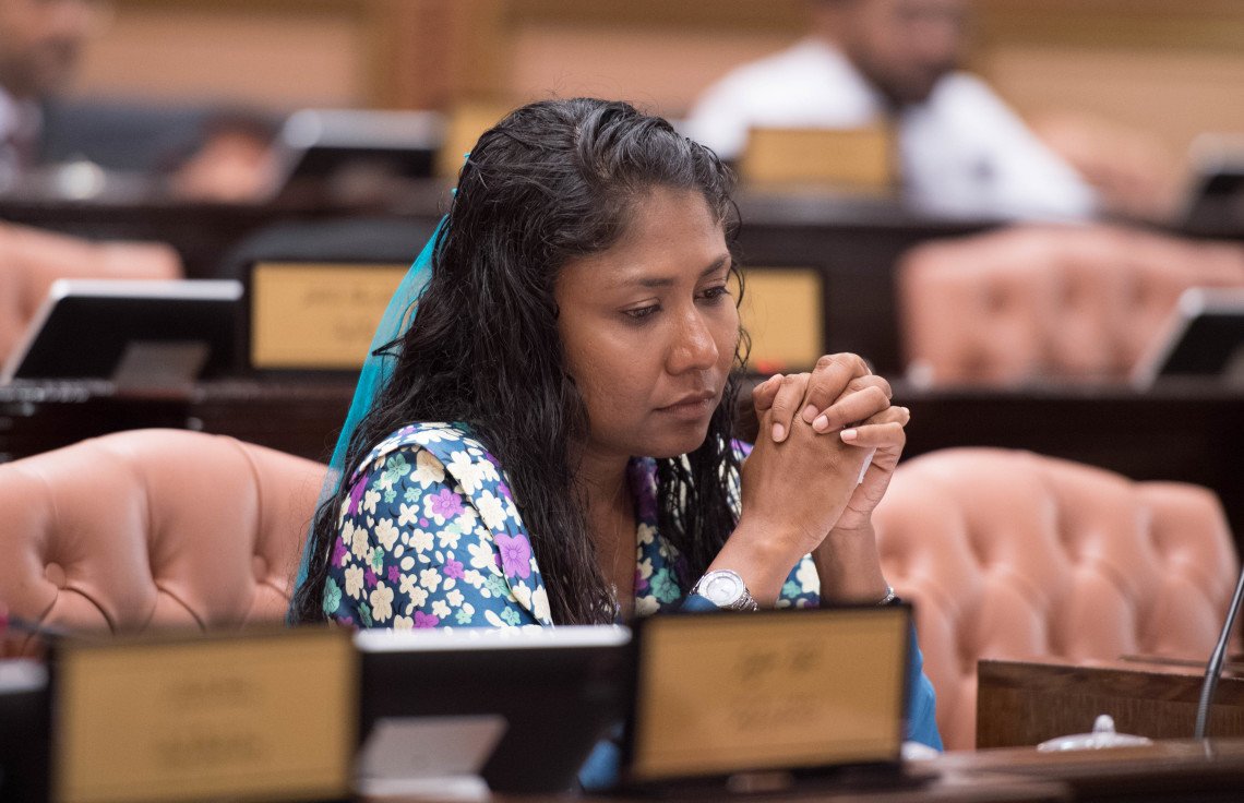 މުސްލިމަކު ކާފަރެއްގެ ގޮތުގައި ސިފަކުރުން ޖިނާއީ ކުށަކަށް 