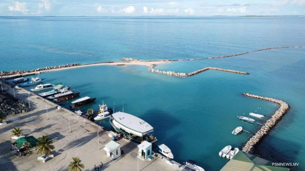 އިއުލާނުނުކޮށް، ބިން ކުއްޔަށް ދިން މައްސަލާގައި 3 މީހަކަށް ދައުވާ