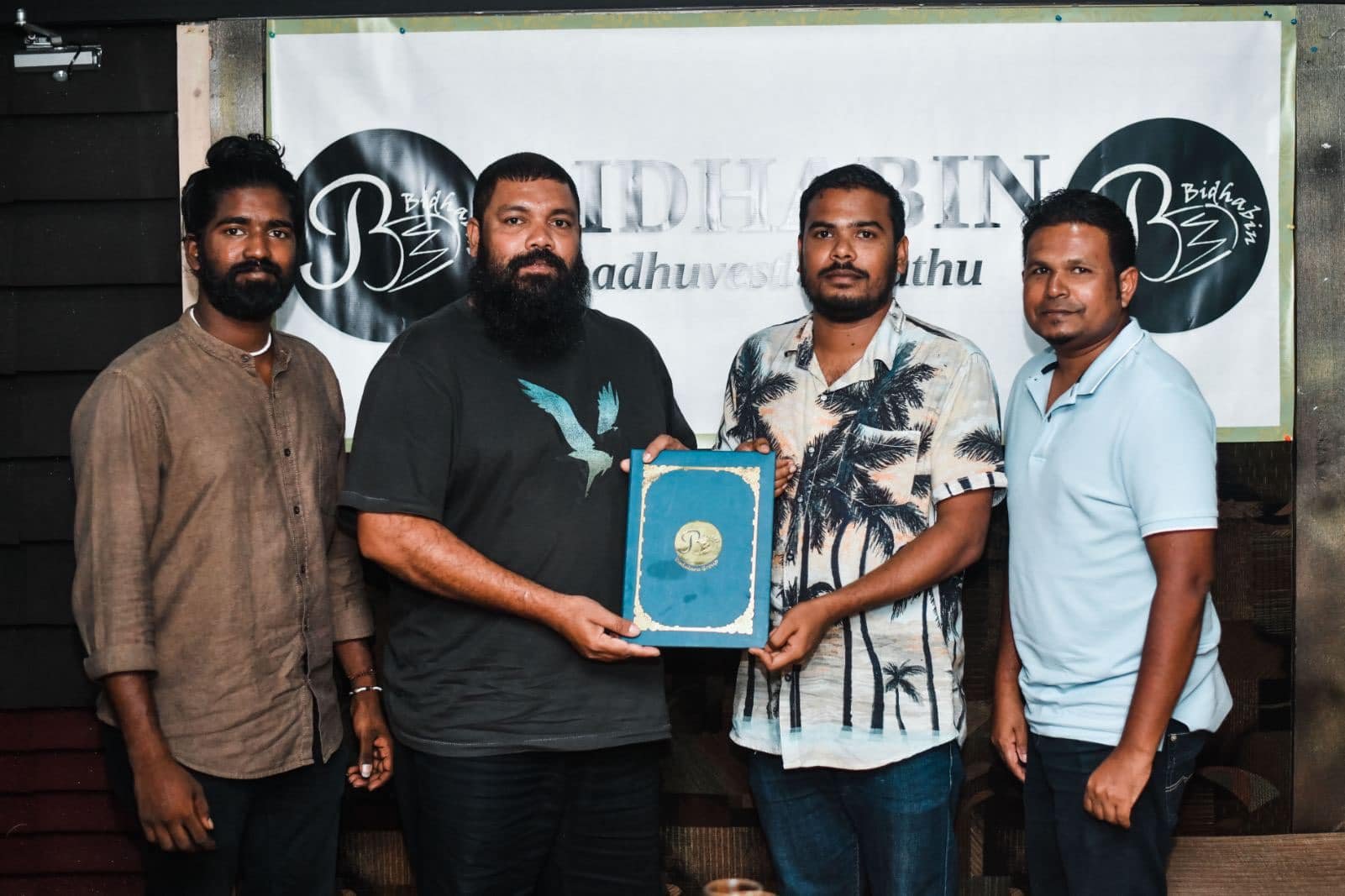 ވެލިދޫ އީދުގައި ފޯރިގަދަ ހަތަރު ޝޯއެއް!
