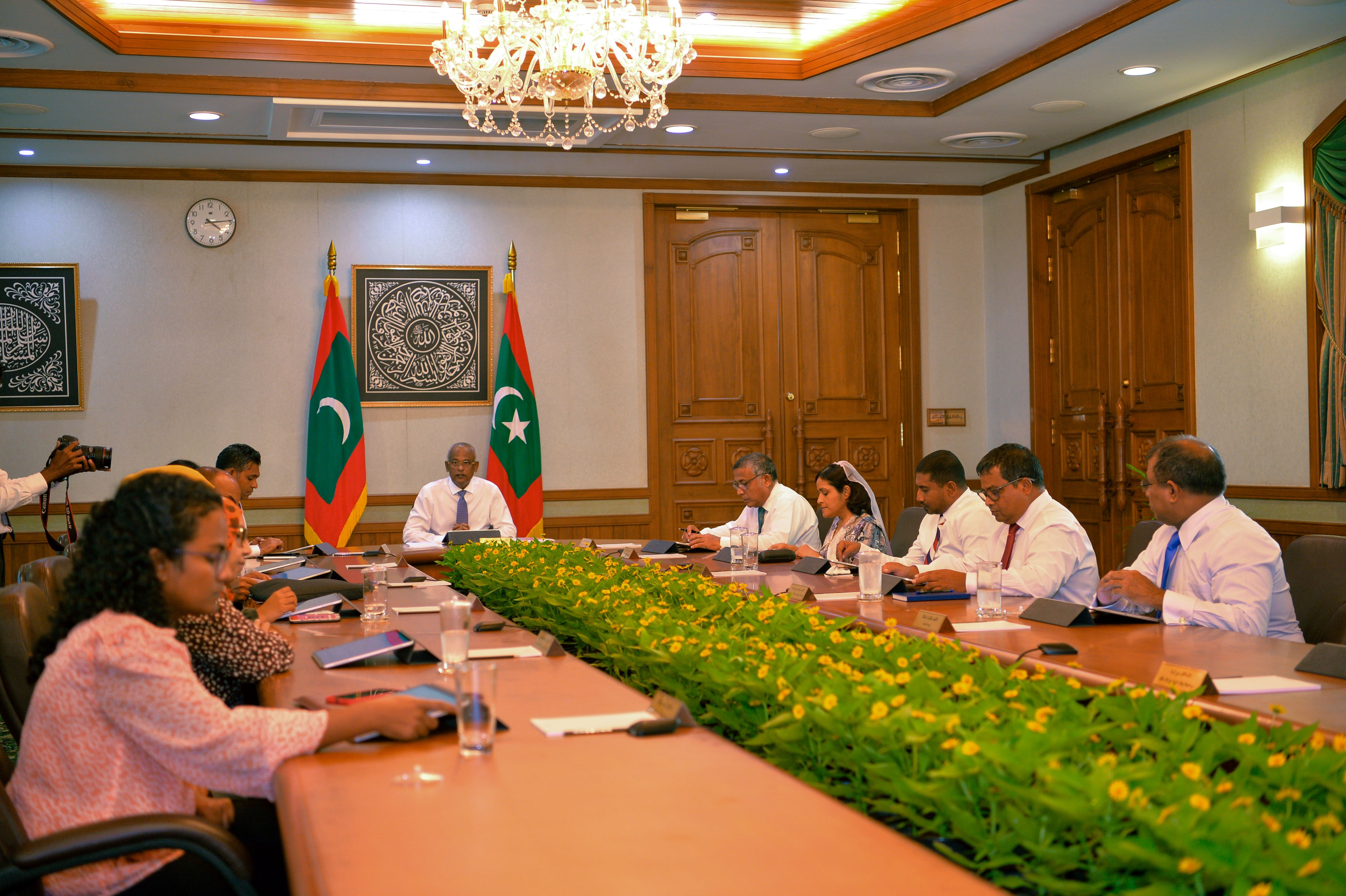 ހުލާސާކޮށް އިއްޔެ: ހަރަދު ކުޑަކުރަން ފިޔަވަޅު އެޅުން