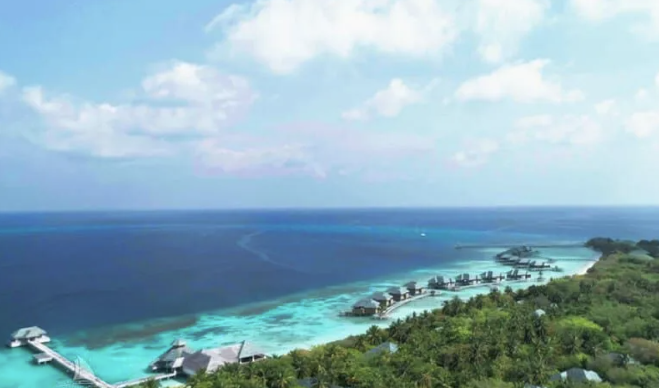 SBI granted permission to sell island to recover MVR 869 million
