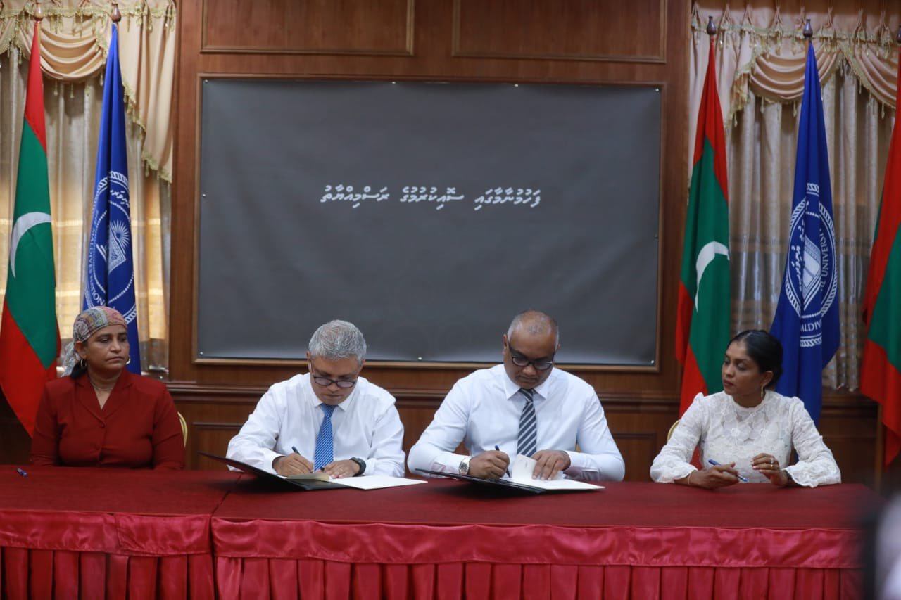 ފްލައިން ސްކޫލް ހިންގަން ޖޮއިންޓް ވެންޗާ ކުންފުންޏެއް