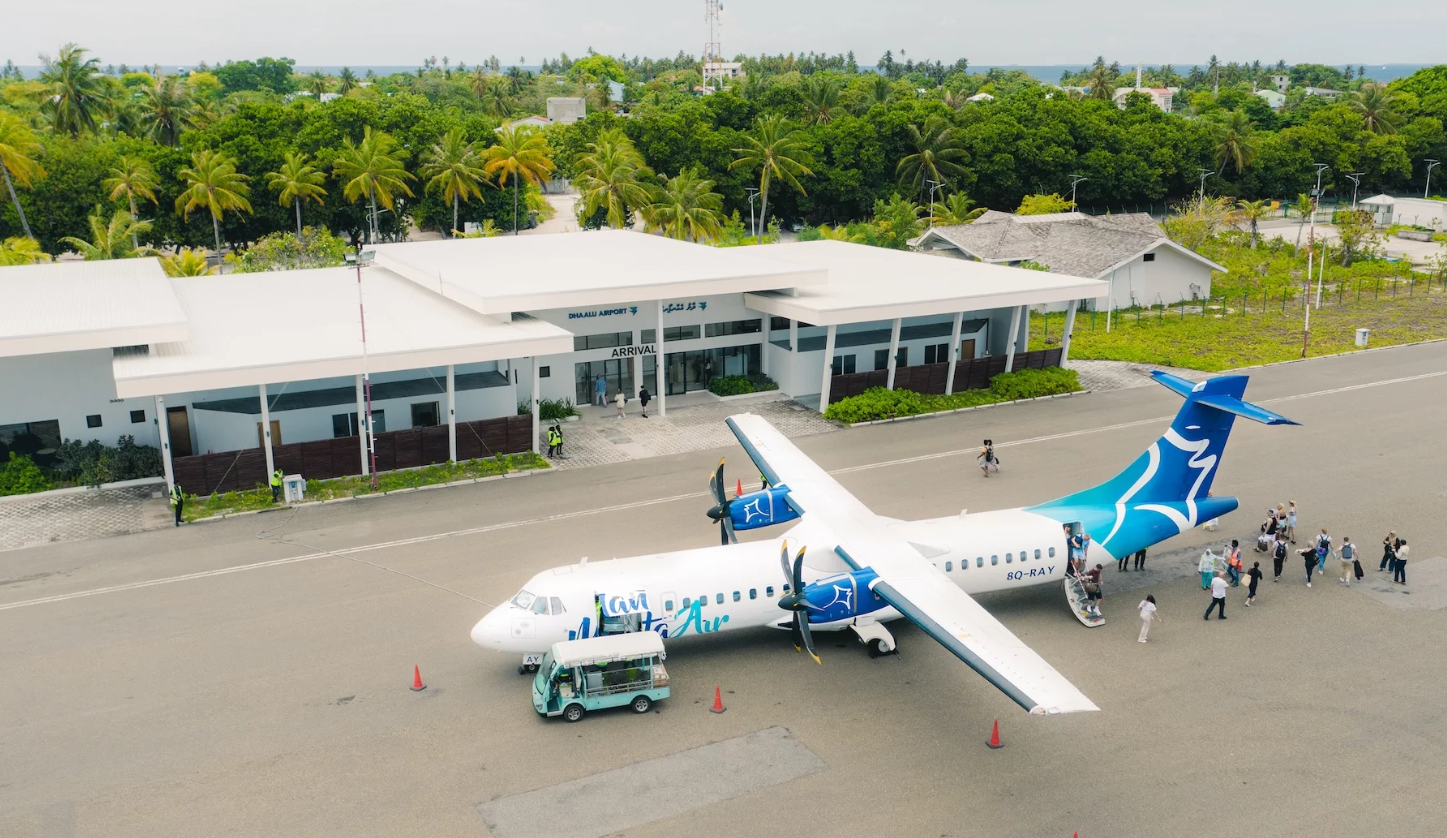 Manta's first international flight lands at Dhaalu Airport