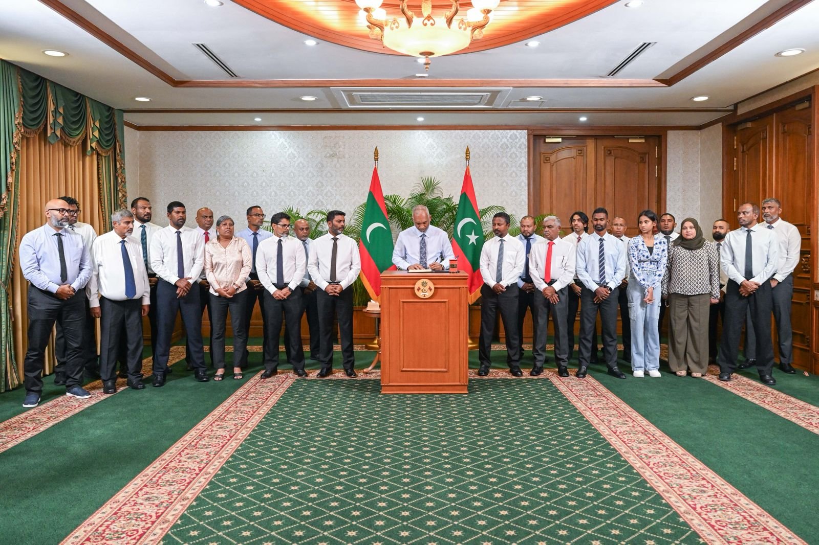 އޮލިމްޕިކް ކޮމިޓީގެ އިންތިހާބަށް ނުފޫޒު ފޯރުވާ ކަމުގެ ތުހުމަތު