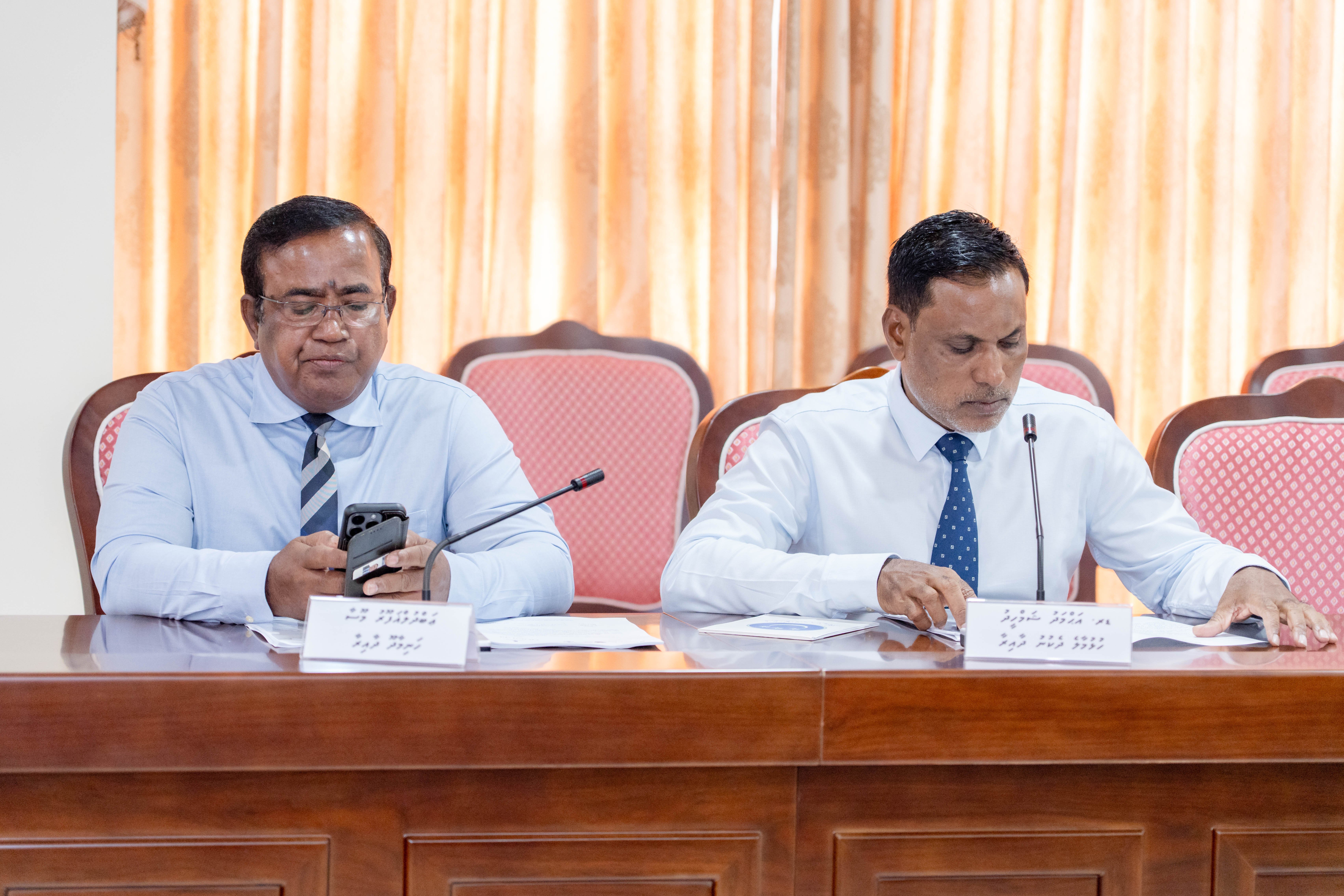 އުއްތަމަ ފަނޑިޔާރުގެ އެލަވަންސް ބޮޑުކުރުމަކީ ކޮރަޕްޝަން: ޝަމްހީދު