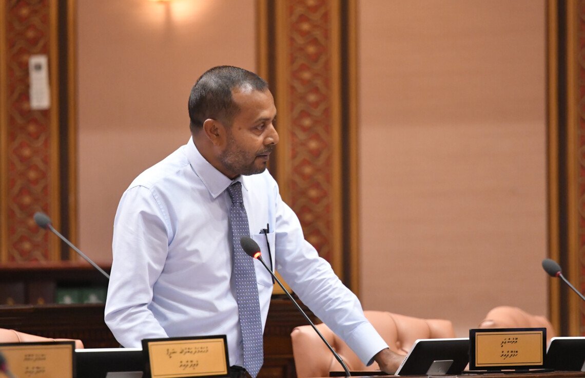 އިންތިހާބަށް ނުފޫޒު ފޯރުވާ ކަމަށް ބުނެ މަޖިލީހަށް ކުއްލި މައްސަލަ