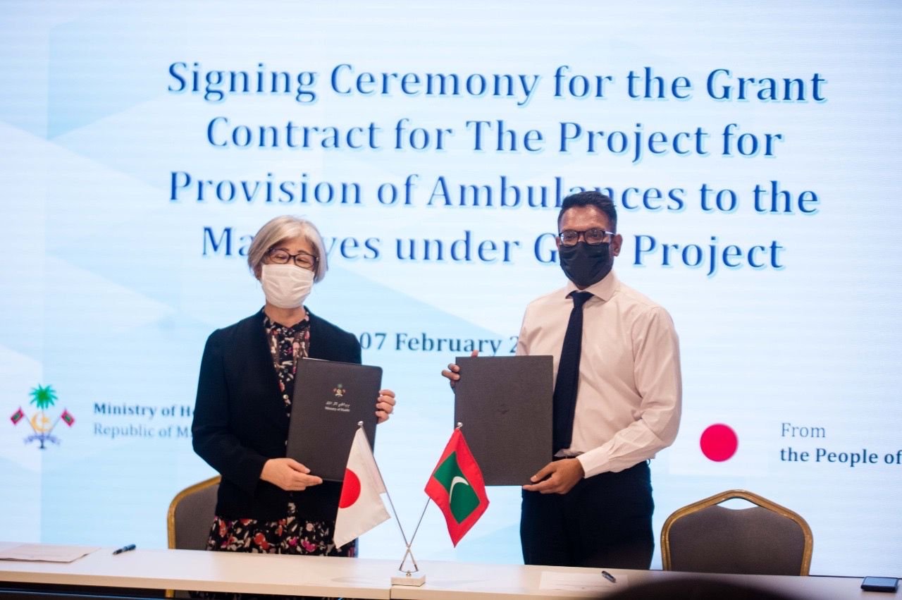 ރާއްޖެއަށް ޖަޕާނުން އަށް އެމްބިއުލާންސް ހަދިޔާ ކުރަނީ