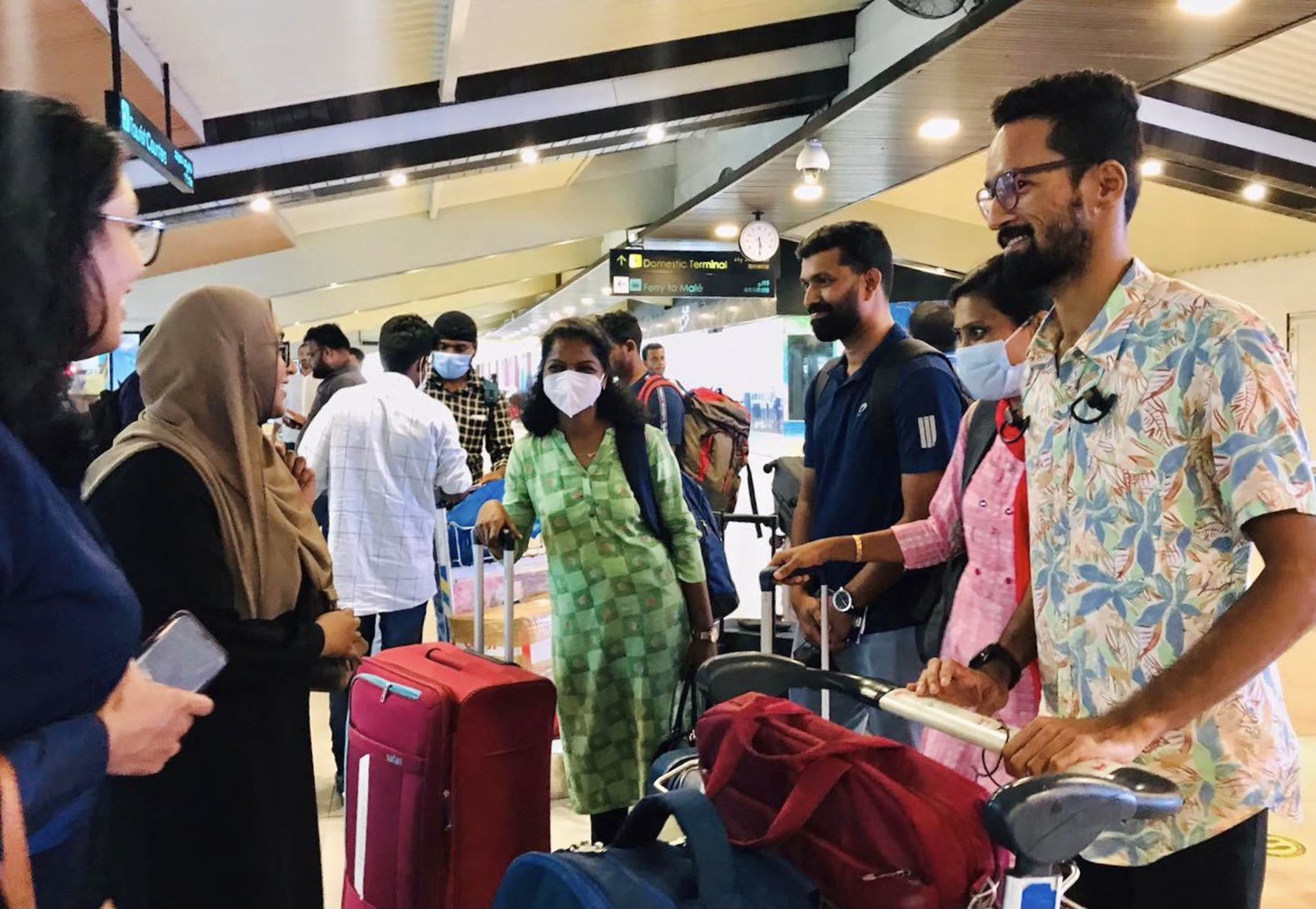 އާ އަހަރަށް ބޭނުންވާ ބިދޭސީ ޓީޗަރުން އަންނަން ފަށައިފި