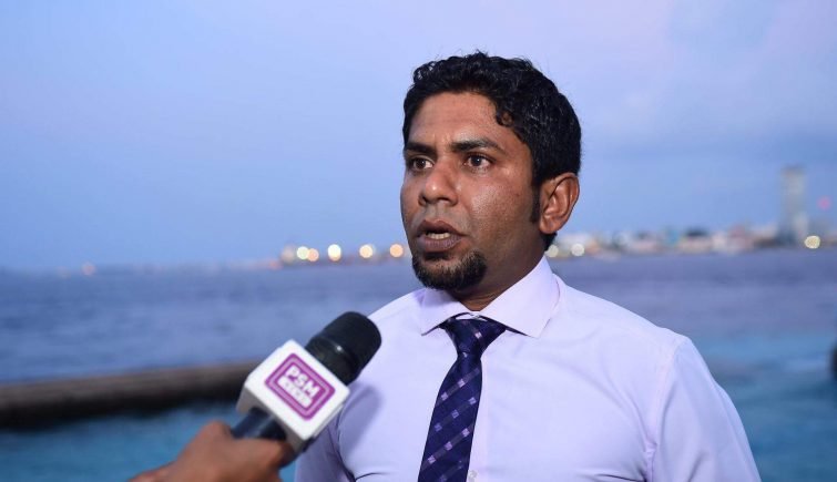 ވެމްކޯގެ ކުރީގެ އެމްޑީގެ މައްޗަށް ކޮރަޕްޝަނުގެ އިތުރު ދައުވާއެއް