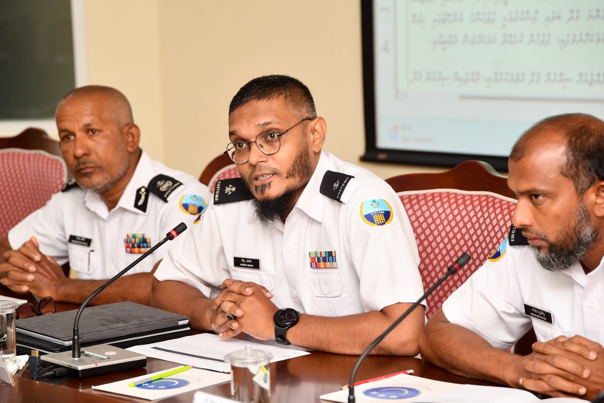 ވޭޕު އެތެރެކޮށްގެން ކުރާ ޖޫރިމަނާ ނުލިބޭނެ: ކަސްޓަމްސް
