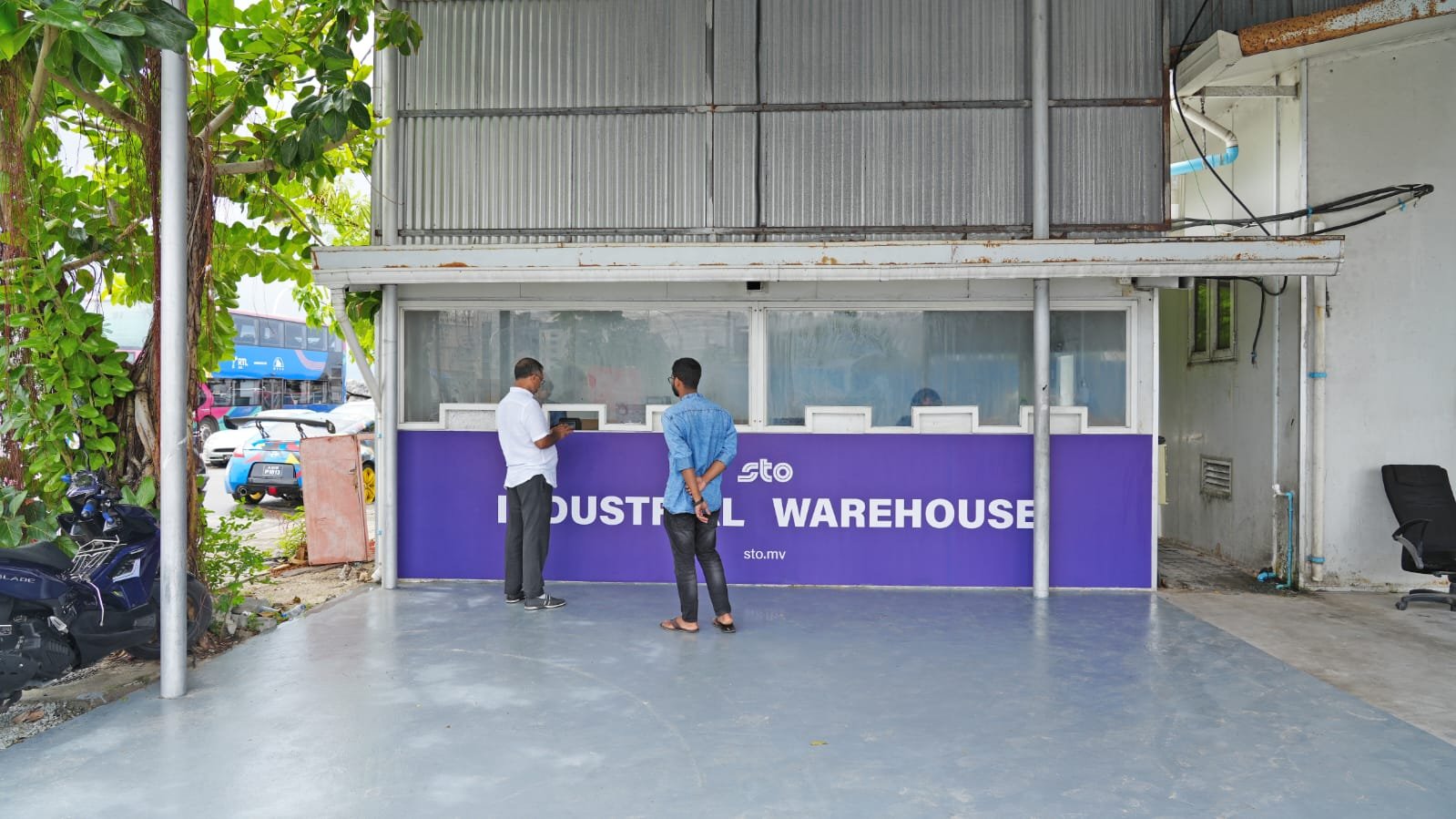 އިންޑަސްޓްރިއަލް ޒޯނުގައި އެސްޓީއޯއިން ހޯލްސޭލް ކައުންޓަރެއް 