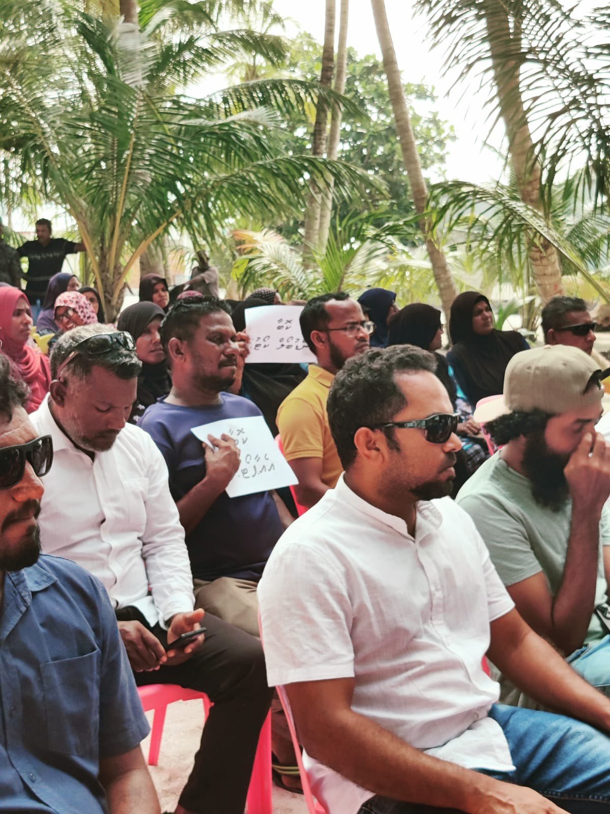 އެއާޕޯޓު ލިސްޓުގައި މަކުނުދޫ ނެތުމުން މީހުންގެ ހިތްހަމަނުޖެހުން