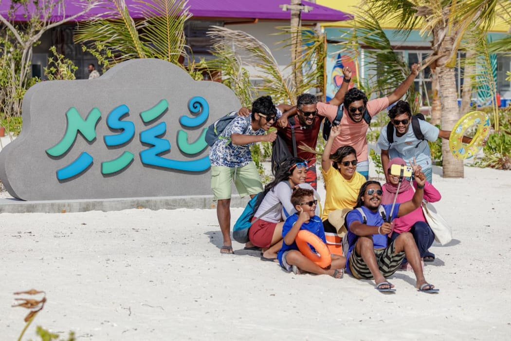 ކުޑަގިރިއަށް ދަތުރު ބުކްކޮށްލެވޭ ހާއްސަ އެޕެއް ތައާރަފުކޮށްފި